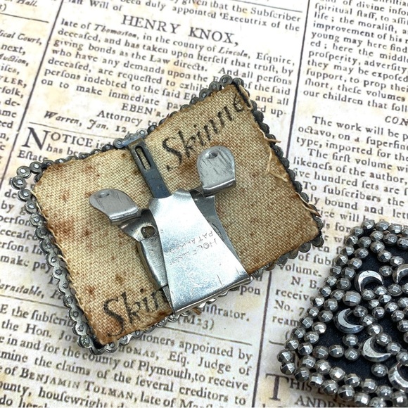 Vintage Pair HOLFAST Cut Steel Shoe Clips Victorian - Picture 7 of 8